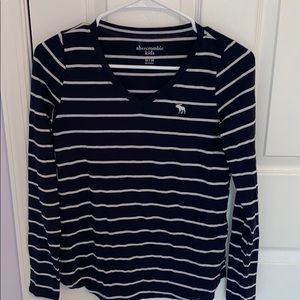 Abercrombie long sleeve tee